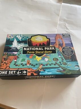 National Park NWT Trivia Board Game - Family Travel Edition (Green/Blue)